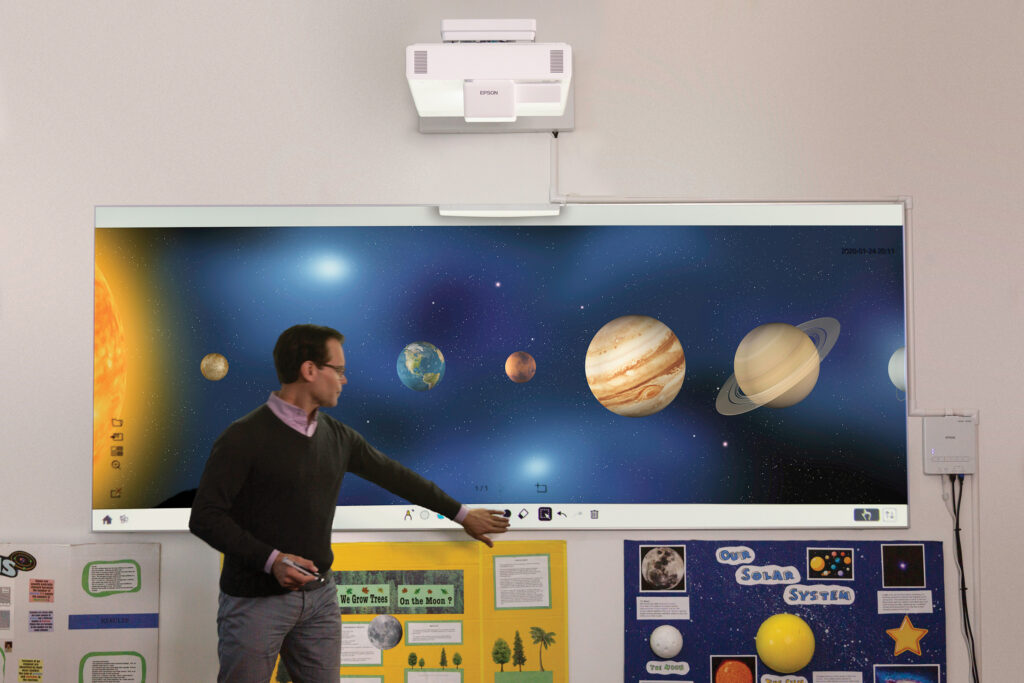 BrightLink-1485Fi-Lifestyle-12